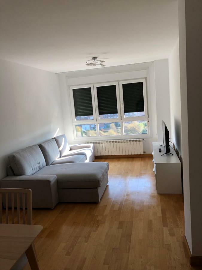 Piso Vacacional En Aviles Lägenhet Exteriör bild