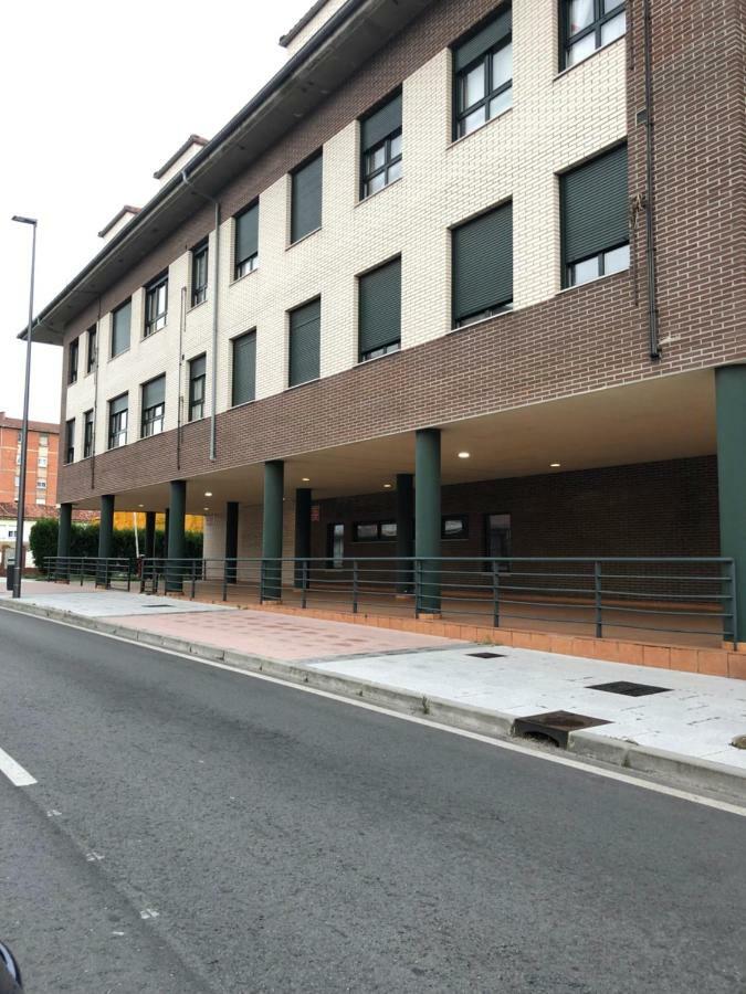 Piso Vacacional En Aviles Lägenhet Exteriör bild