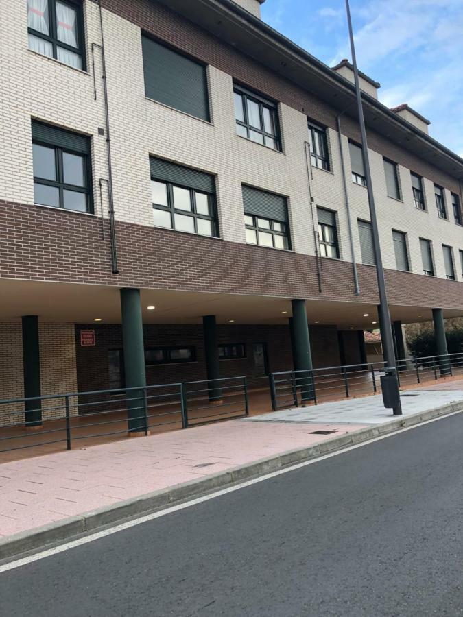 Piso Vacacional En Aviles Lägenhet Exteriör bild